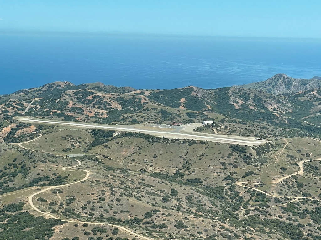 Catalina Airport seen during an RPFC club flight
